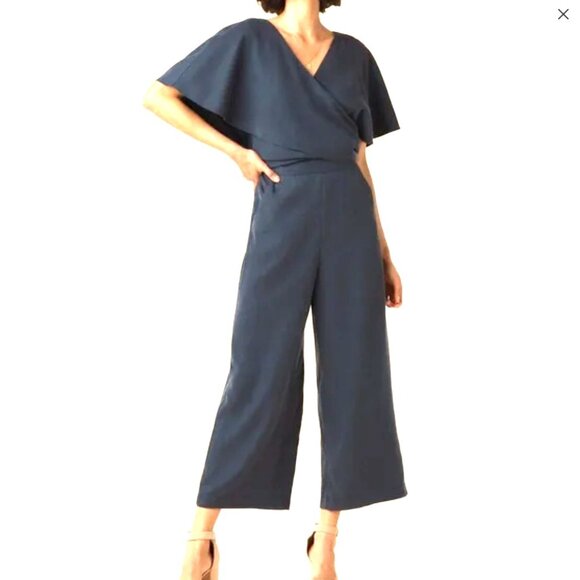 Vetta Capsule - The Cape Convertible Jumpsuit in French Navy. Size 2 - Picture 4 of 4